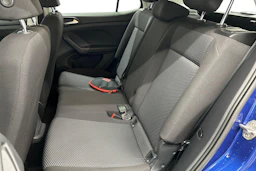 sininen Volkswagen T-Cross 2021 kuva 8.