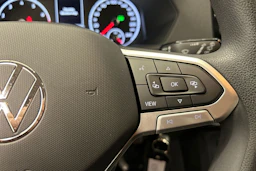 sininen Volkswagen T-Cross 2021 kuva 17.