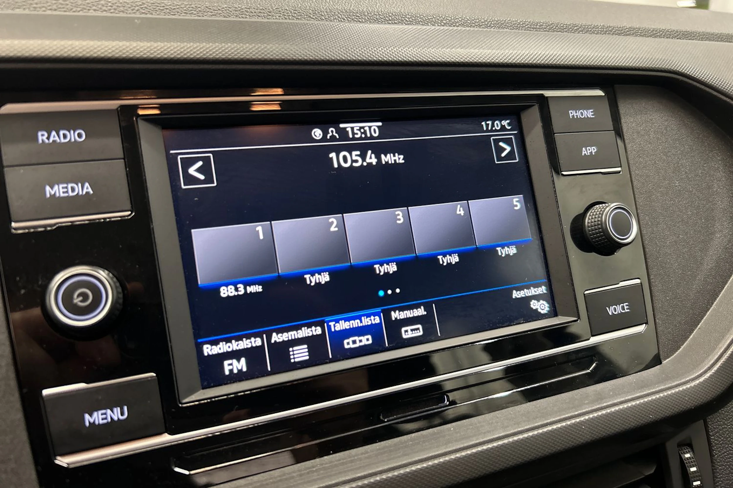 sininen Volkswagen T-Cross 2021 kuva 18.