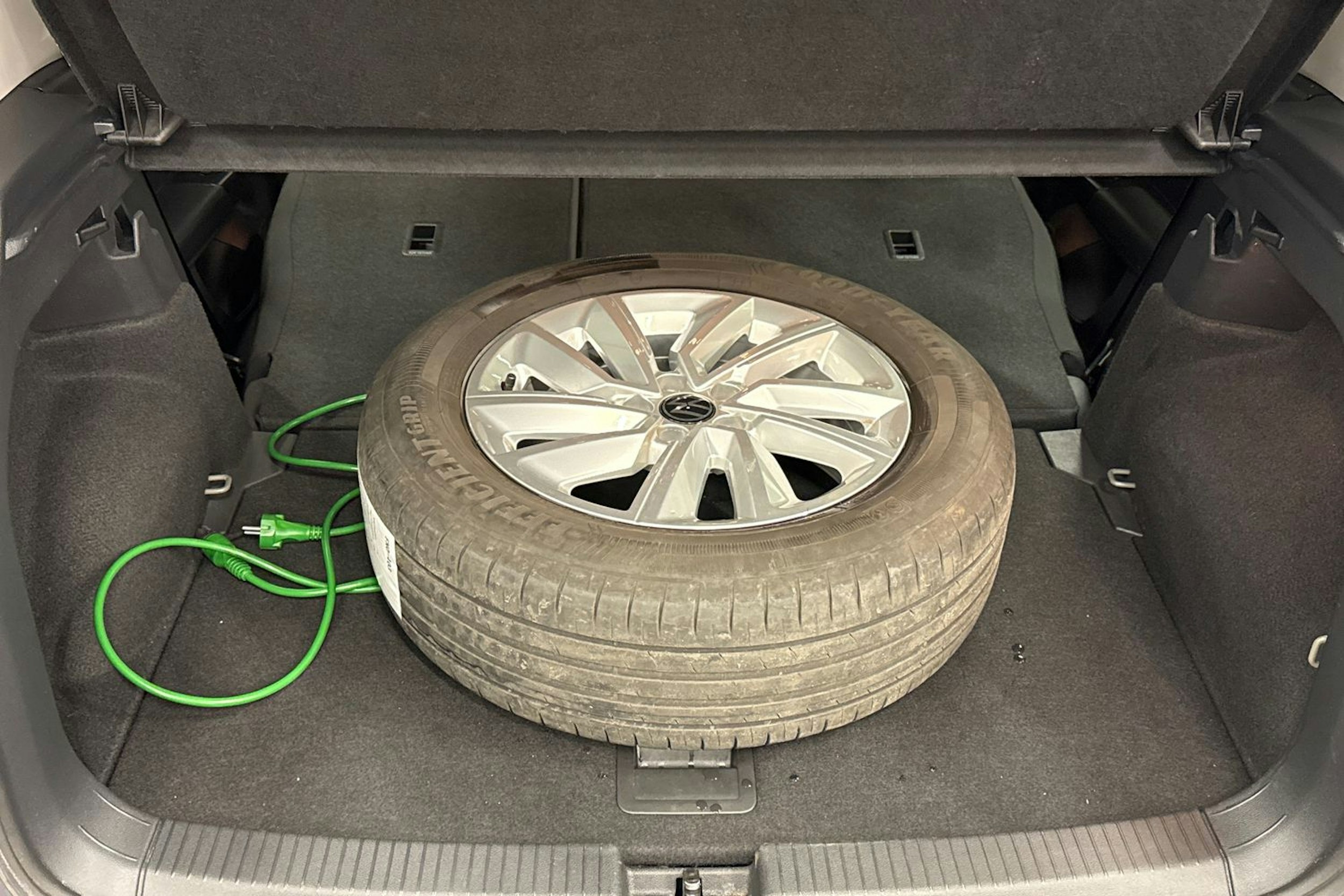 harmaa Volkswagen T-Cross 2022 kuva 10.