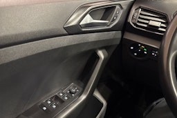 harmaa Volkswagen T-Cross 2022 kuva 16.