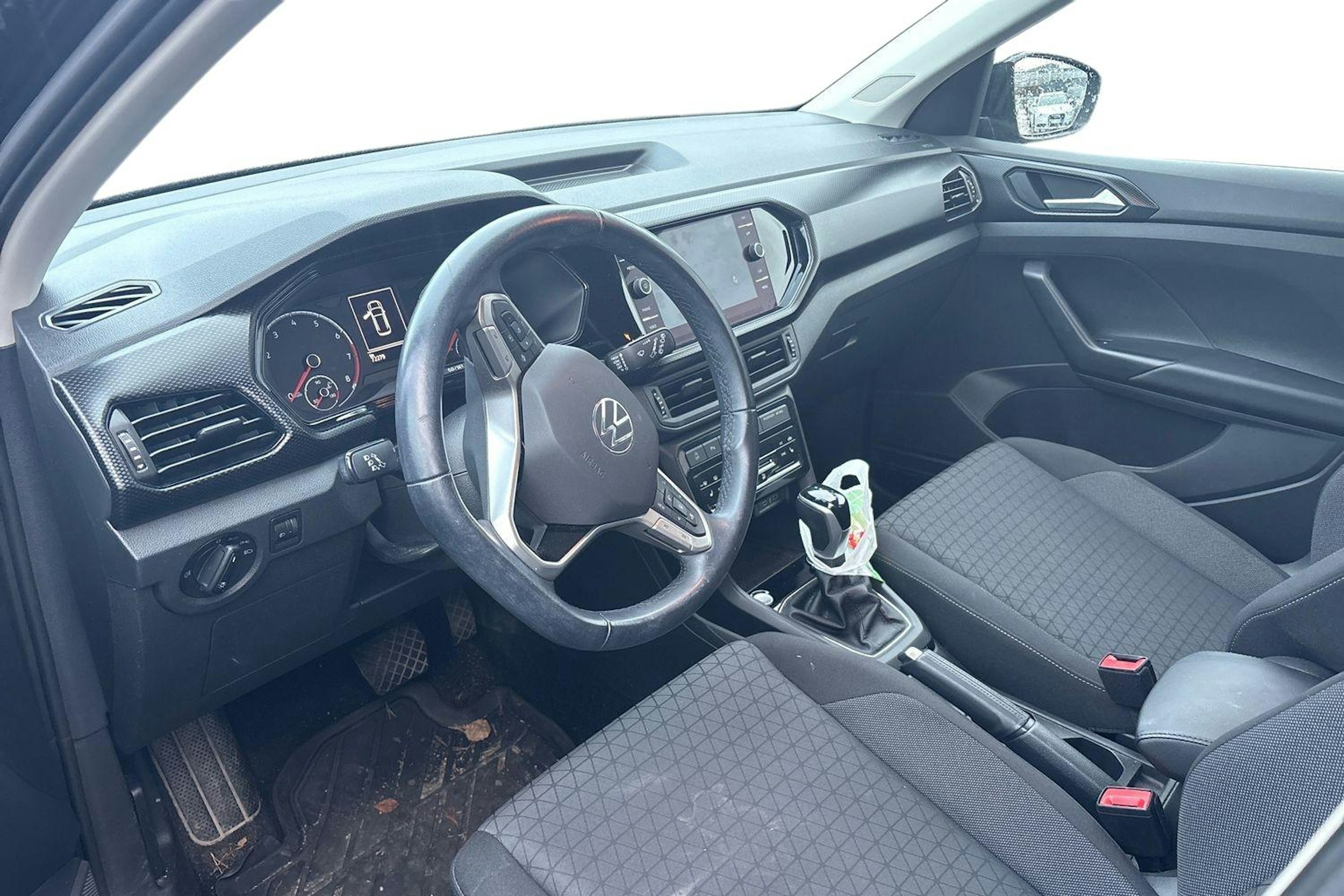 musta Volkswagen T-Cross 2022 kuva 3.