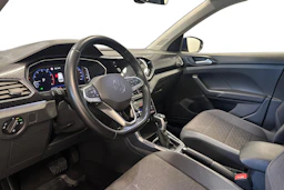 Sininen Volkswagen T-Cross 2022 kuva 6.