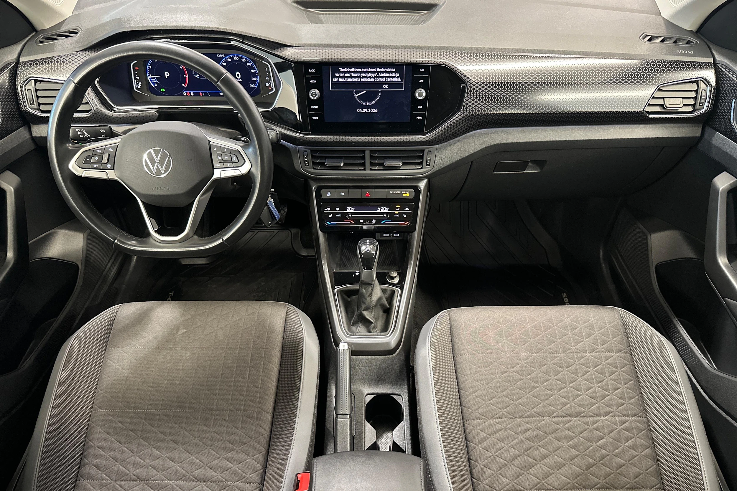 Sininen Volkswagen T-Cross 2022 kuva 7.