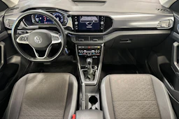Sininen Volkswagen T-Cross 2022 kuva 7.