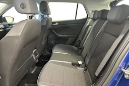 Sininen Volkswagen T-Cross 2022 kuva 8.