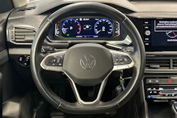 Sininen Volkswagen T-Cross 2022 kuva 12.