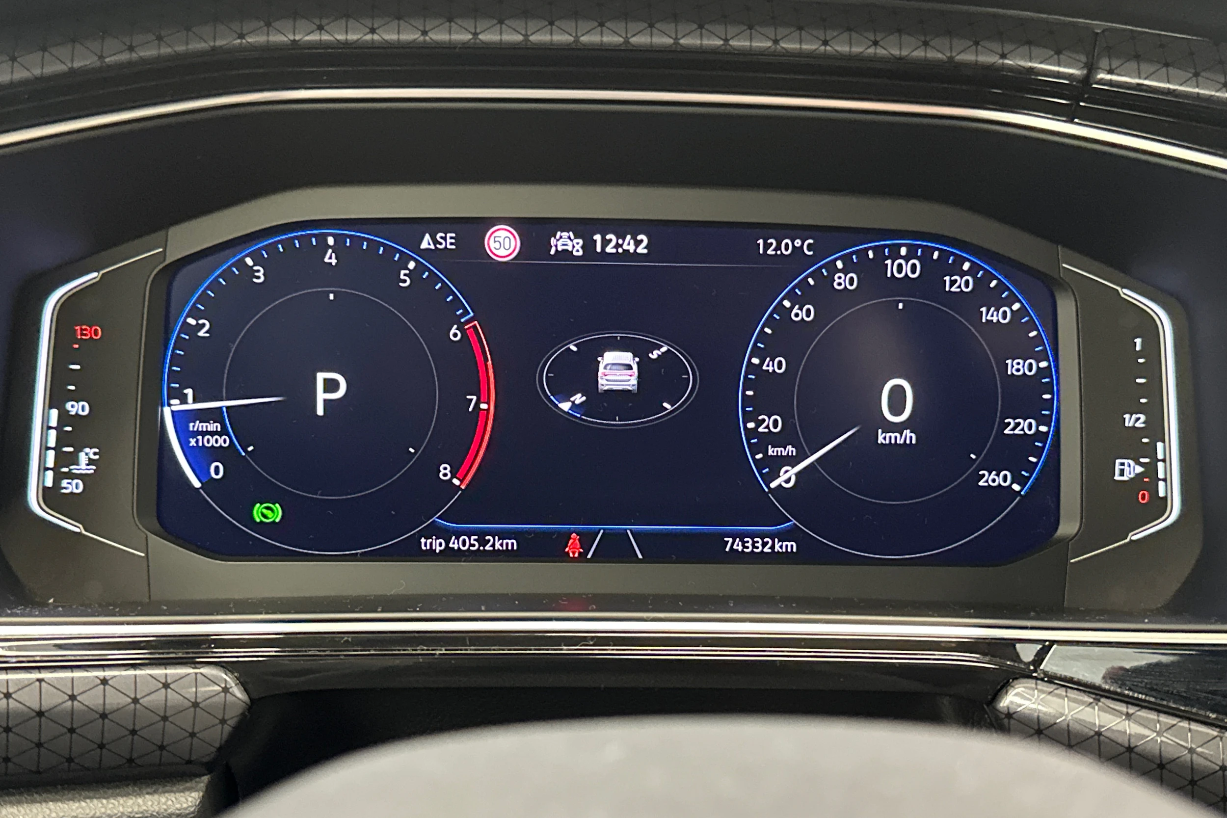 Sininen Volkswagen T-Cross 2022 kuva 15.