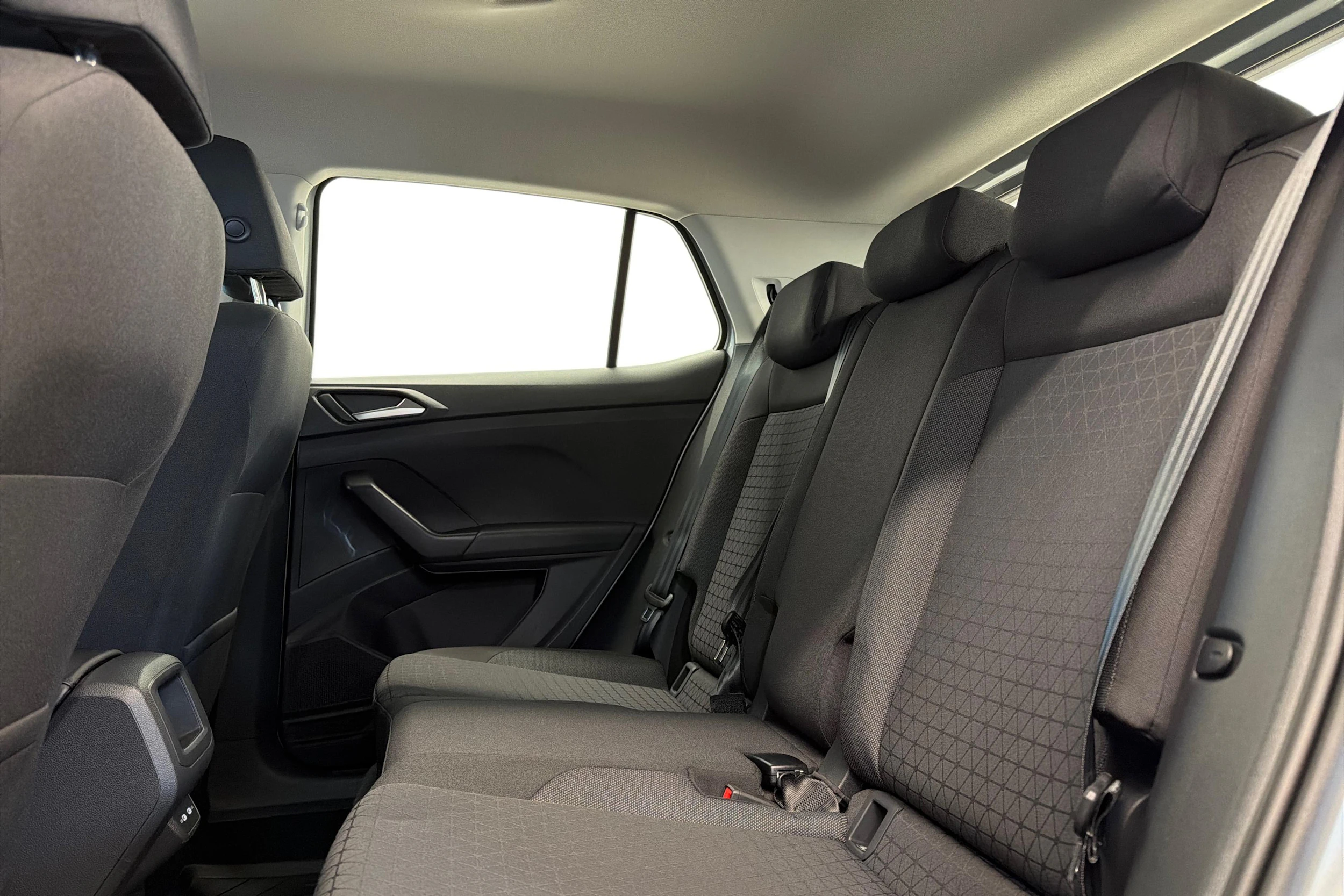 harmaa Volkswagen T-Cross 2022 kuva 11.