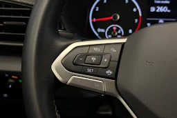 harmaa Volkswagen T-Cross 2022 kuva 19.