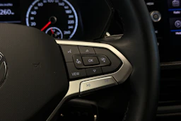 harmaa Volkswagen T-Cross 2022 kuva 20.
