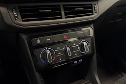 harmaa Volkswagen T-Cross 2022 kuva 26.