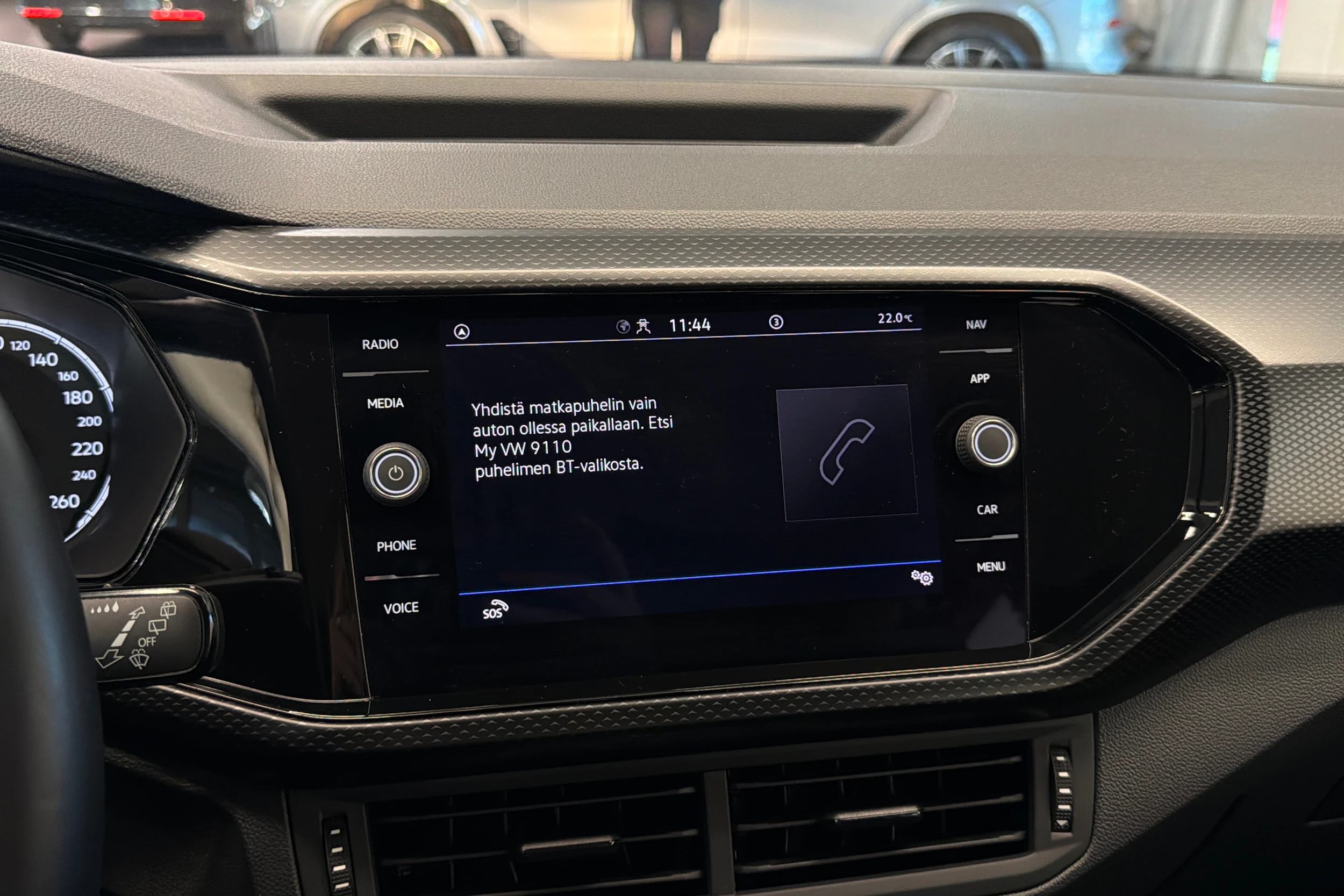 harmaa Volkswagen T-Cross 2022 kuva 30.