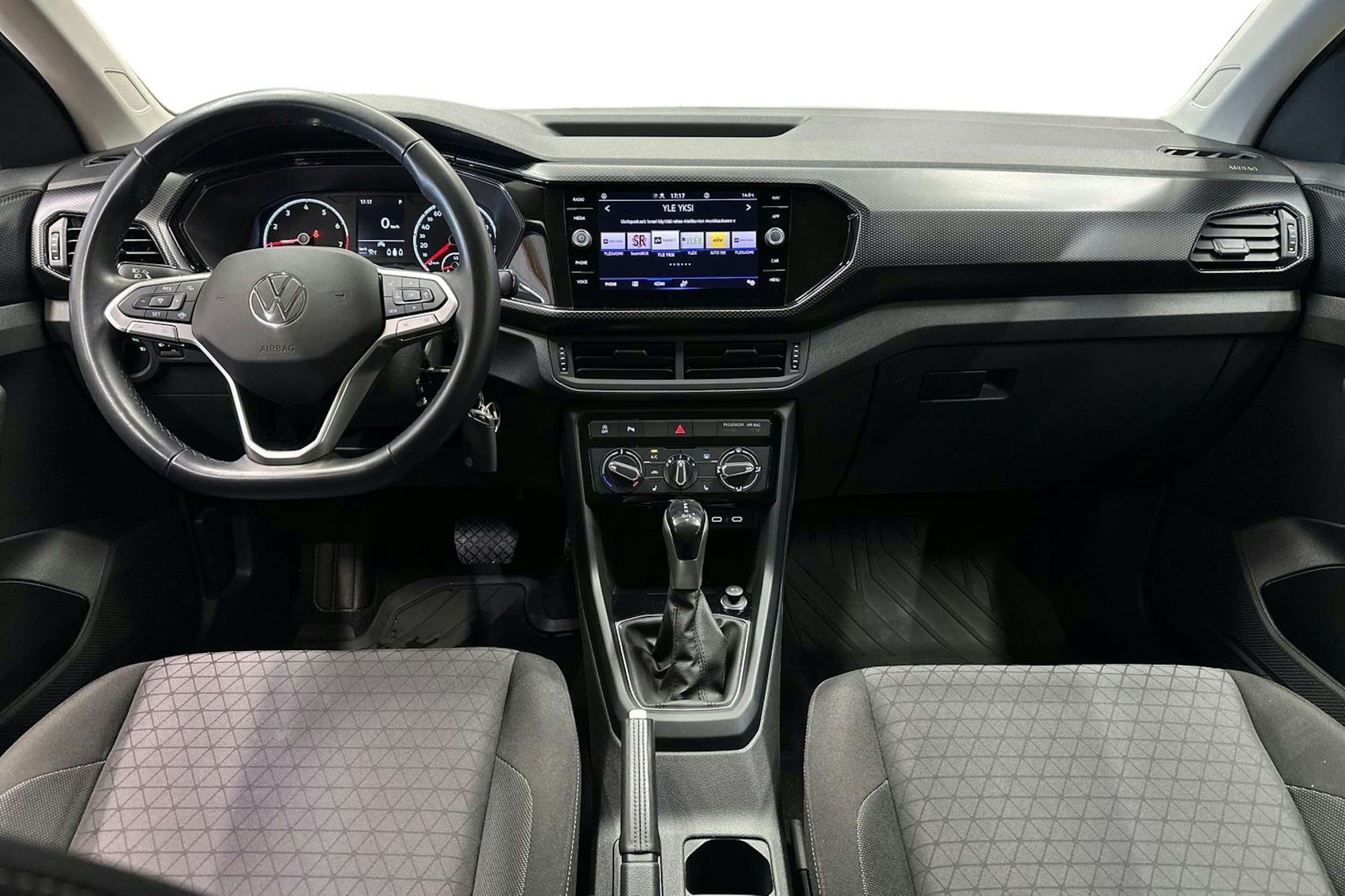 valkoinen Volkswagen T-Cross 2022 kuva 9.