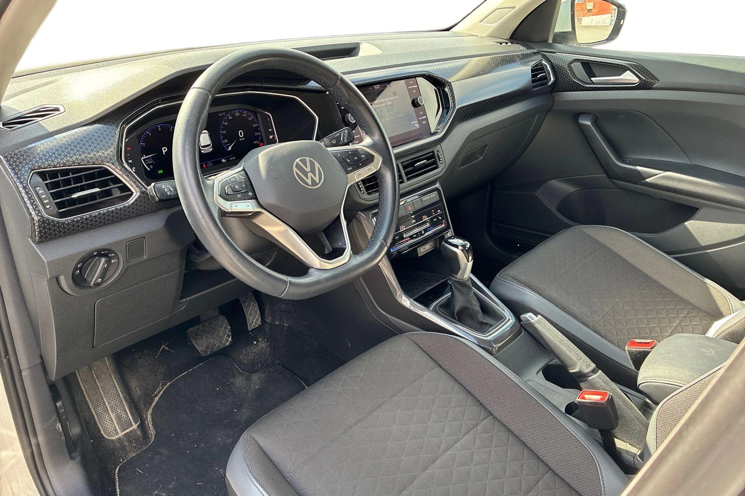 valkoinen Volkswagen T-Cross 2022 kuva 3.