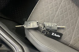 Harmaa Volkswagen T-Cross 2021 kuva 26.