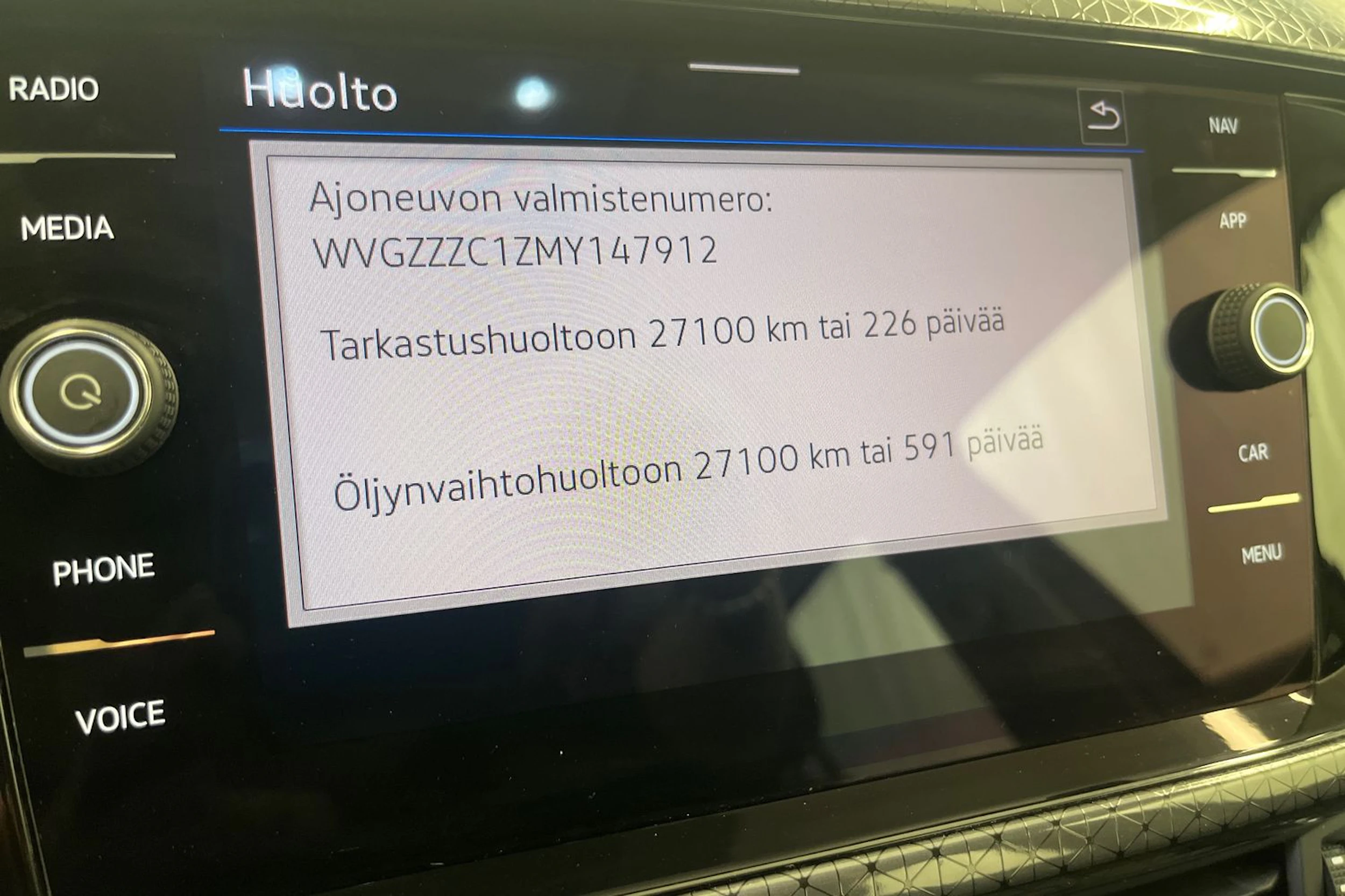 Harmaa Volkswagen T-Cross 2021 kuva 27.