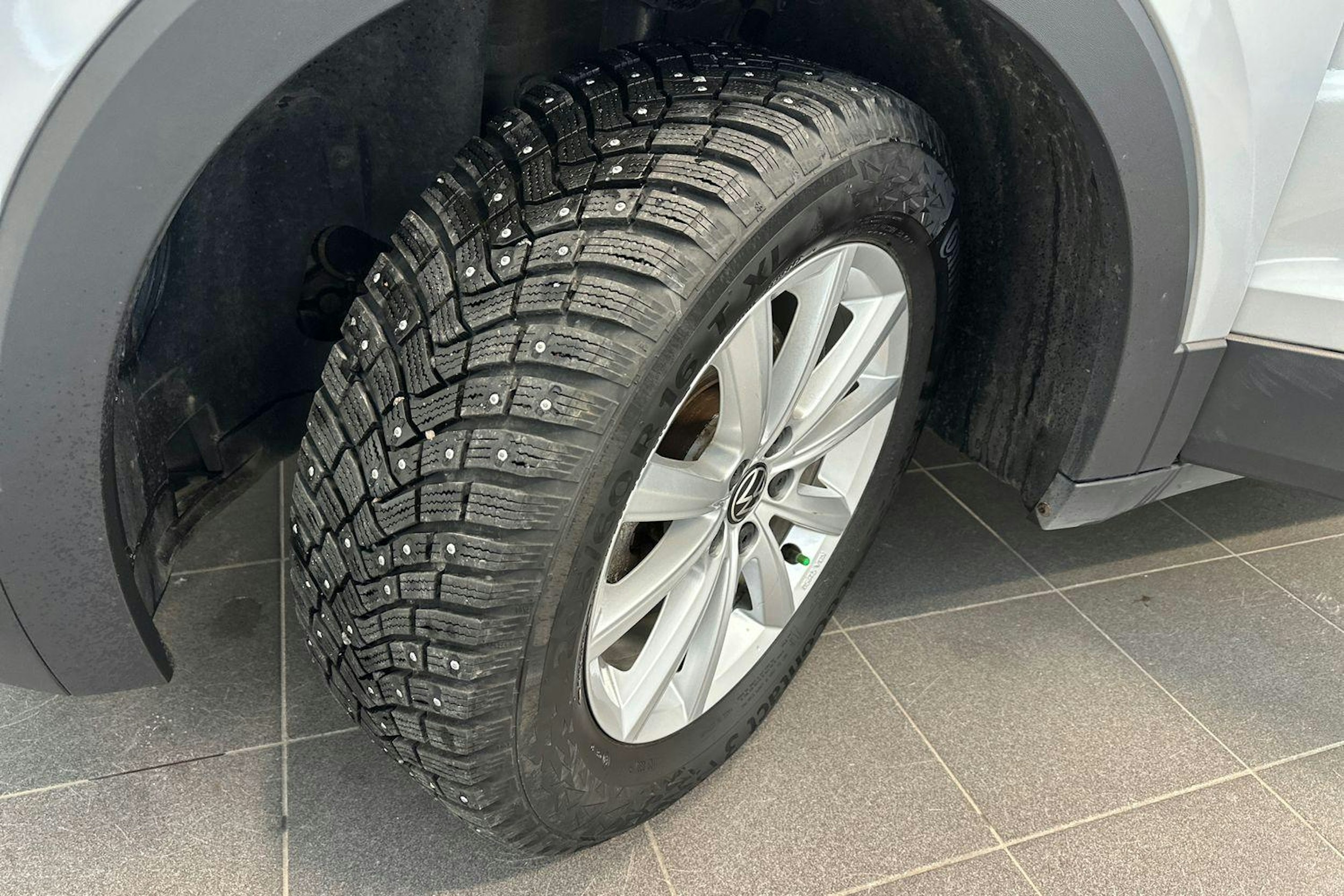 harmaa Volkswagen T-Cross 2022 kuva 11.