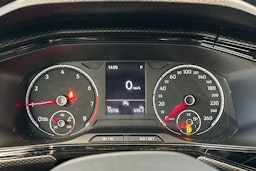 harmaa Volkswagen T-Cross 2022 kuva 15.