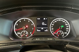 harmaa Volkswagen T-Cross 2022 kuva 18.