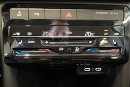 harmaa Volkswagen T-Cross 2022 kuva 29.