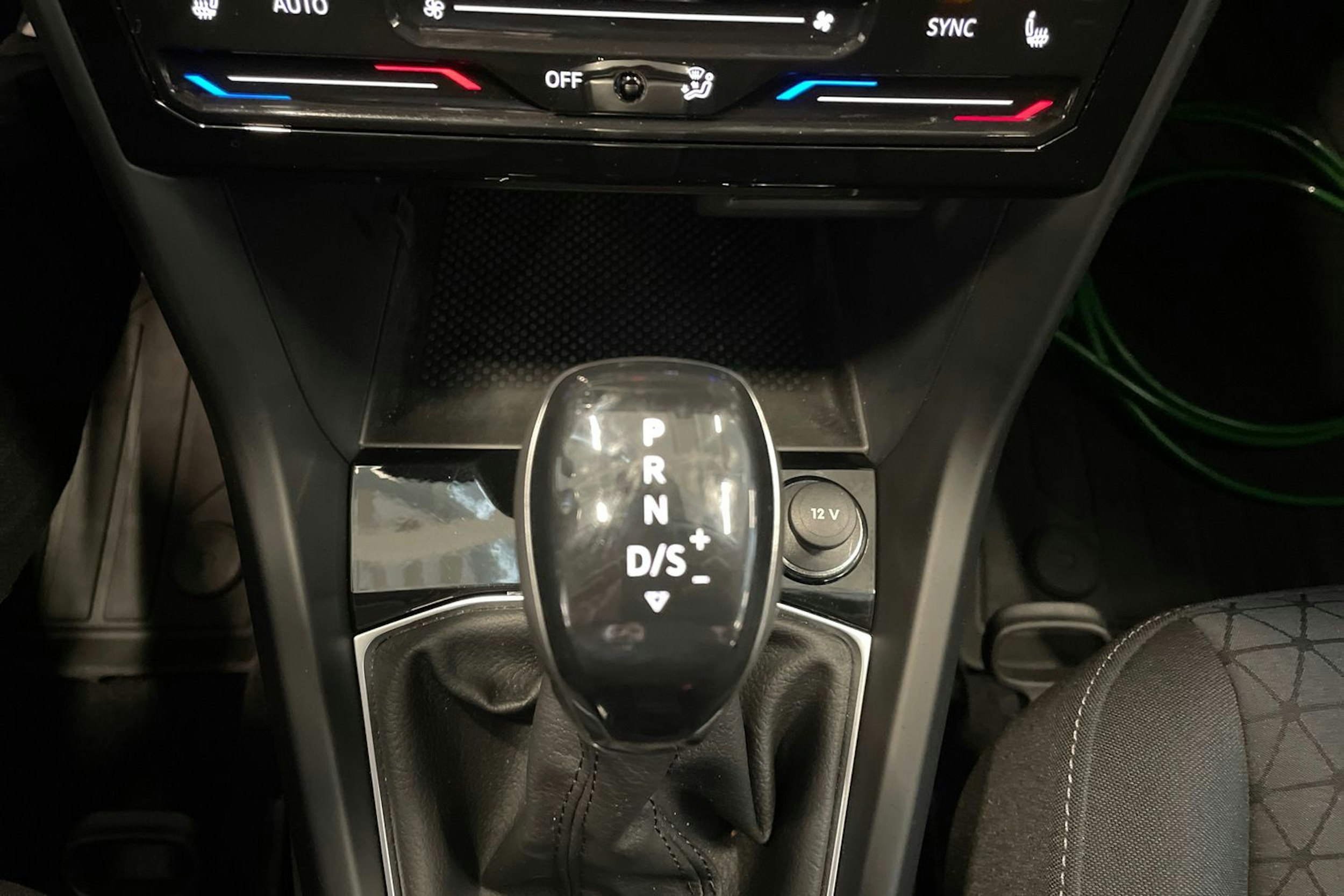 harmaa Volkswagen T-Cross 2022 kuva 30.