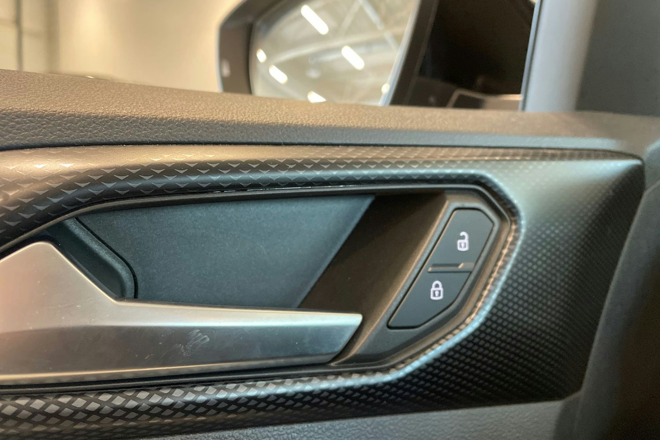 harmaa Volkswagen T-Cross 2022 kuva 32.