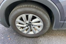 harmaa Volkswagen T-Cross 2022 kuva 9.