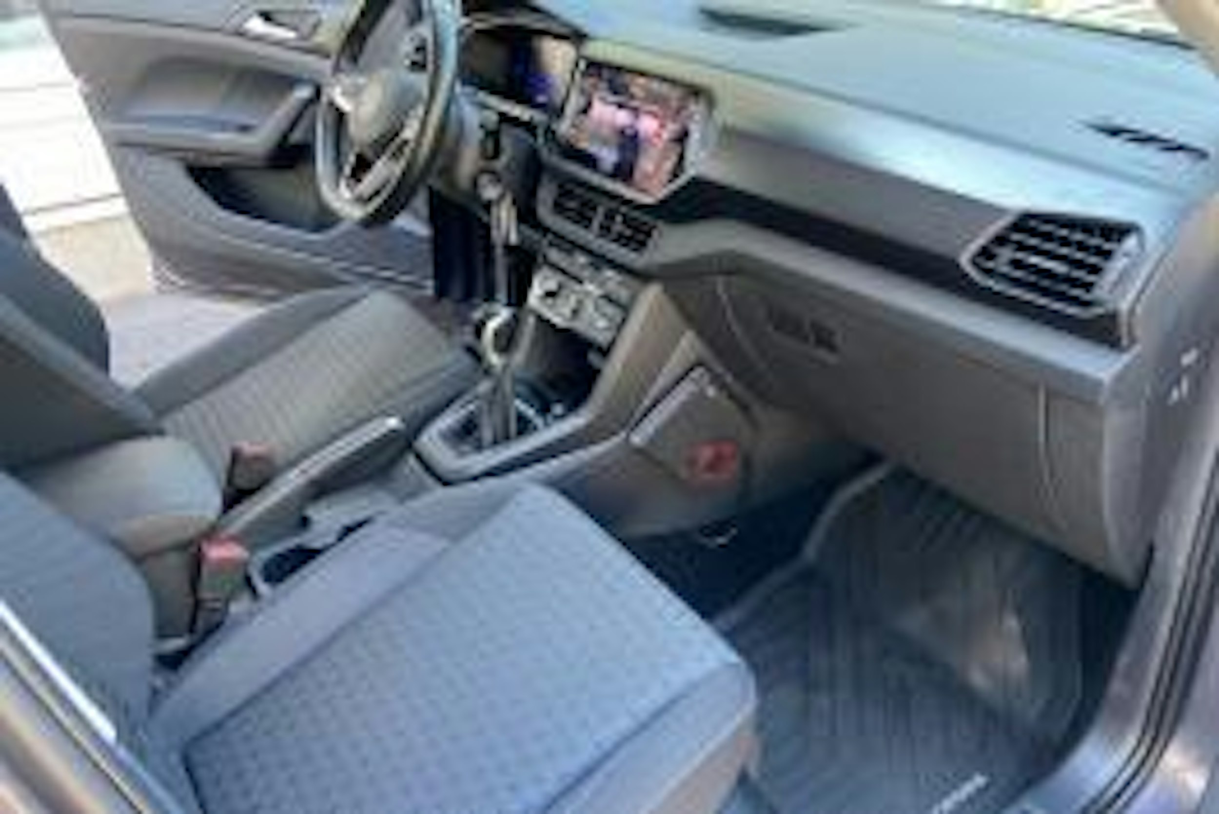 harmaa Volkswagen T-Cross 2022 kuva 14.