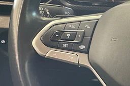 harmaa Volkswagen T-Cross 2022 kuva 14.