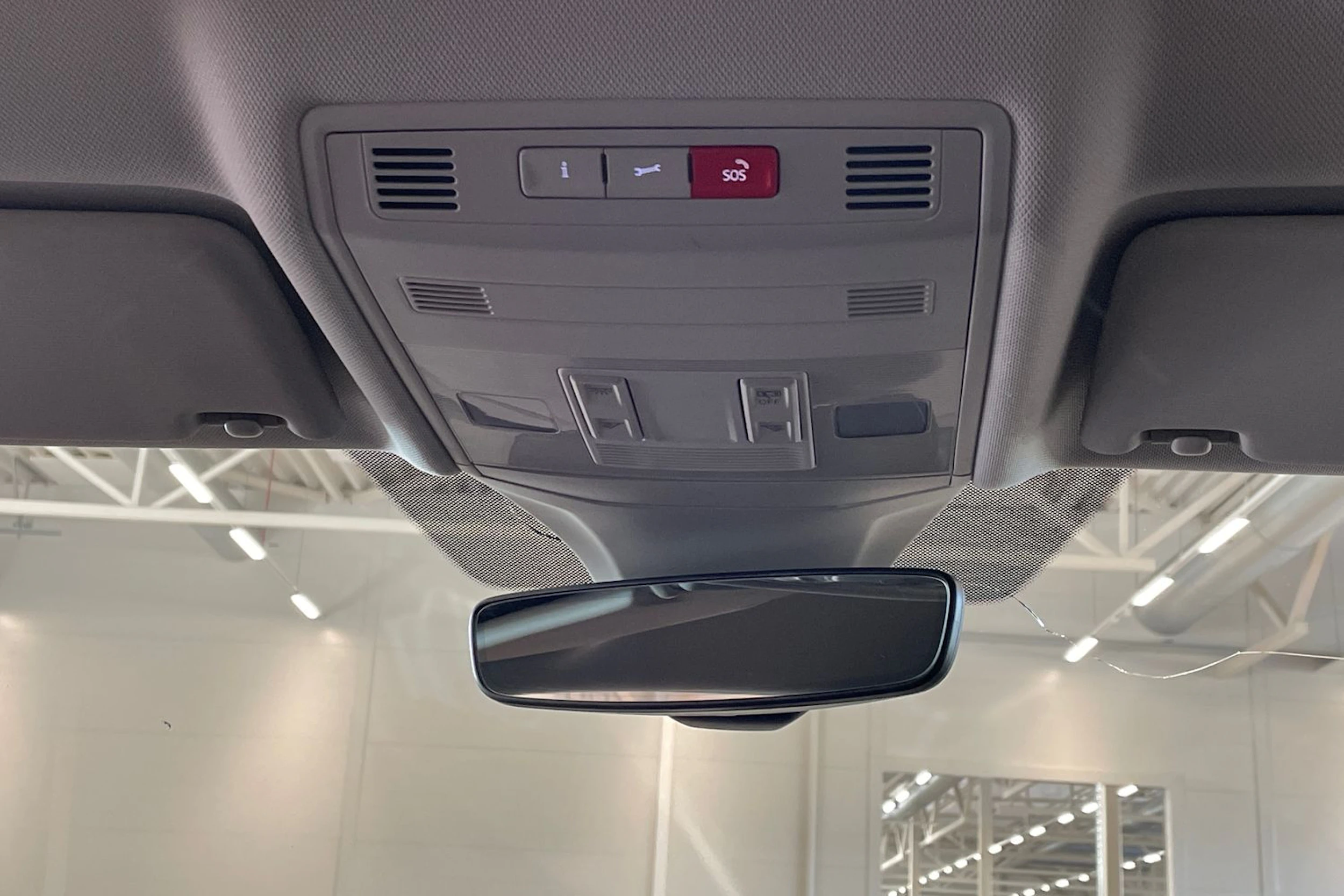 harmaa Volkswagen T-Cross 2022 kuva 16.