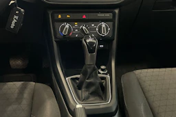 harmaa Volkswagen T-Cross 2022 kuva 20.