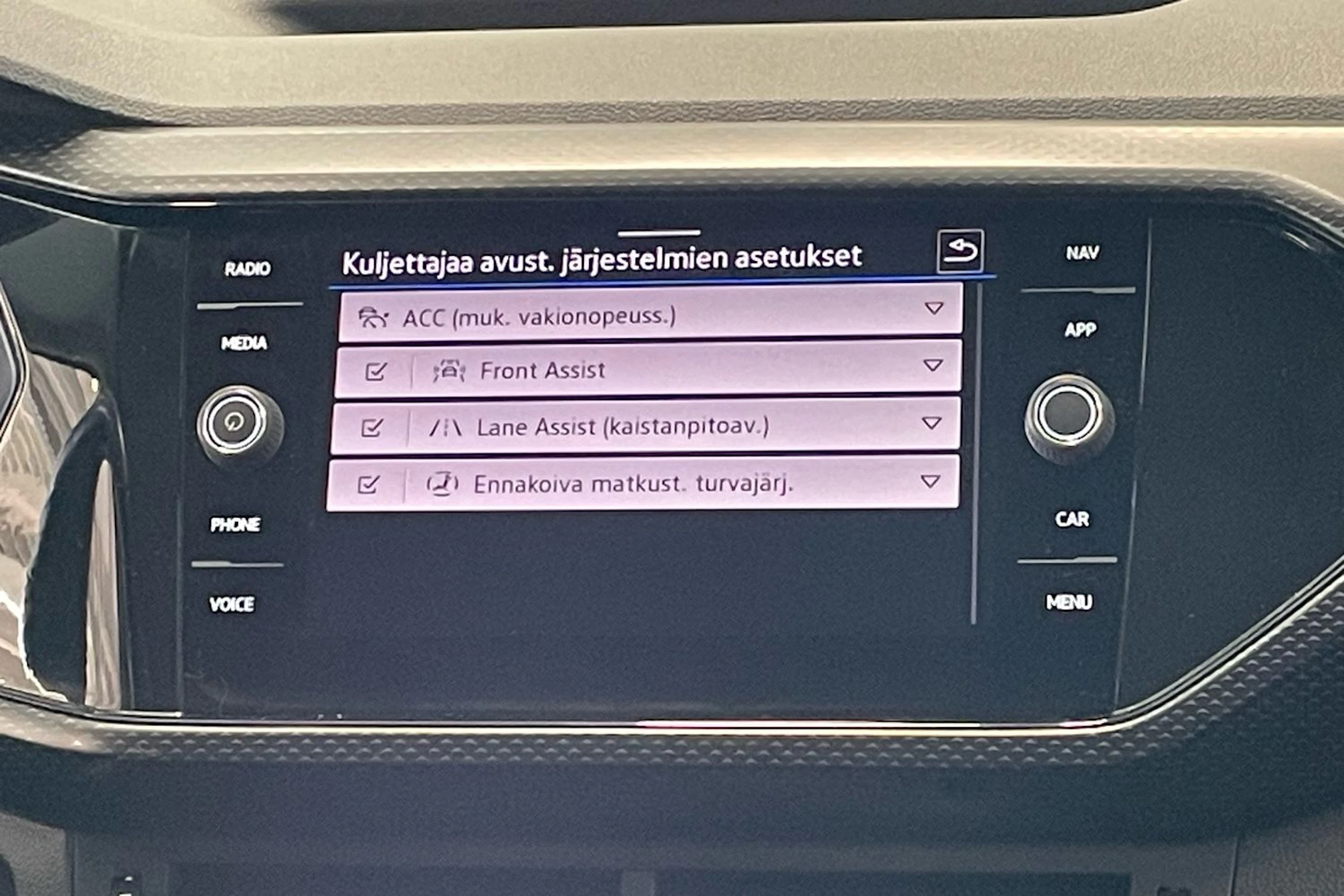 harmaa Volkswagen T-Cross 2022 kuva 21.