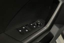 harmaa Volkswagen T-Cross 2022 kuva 27.