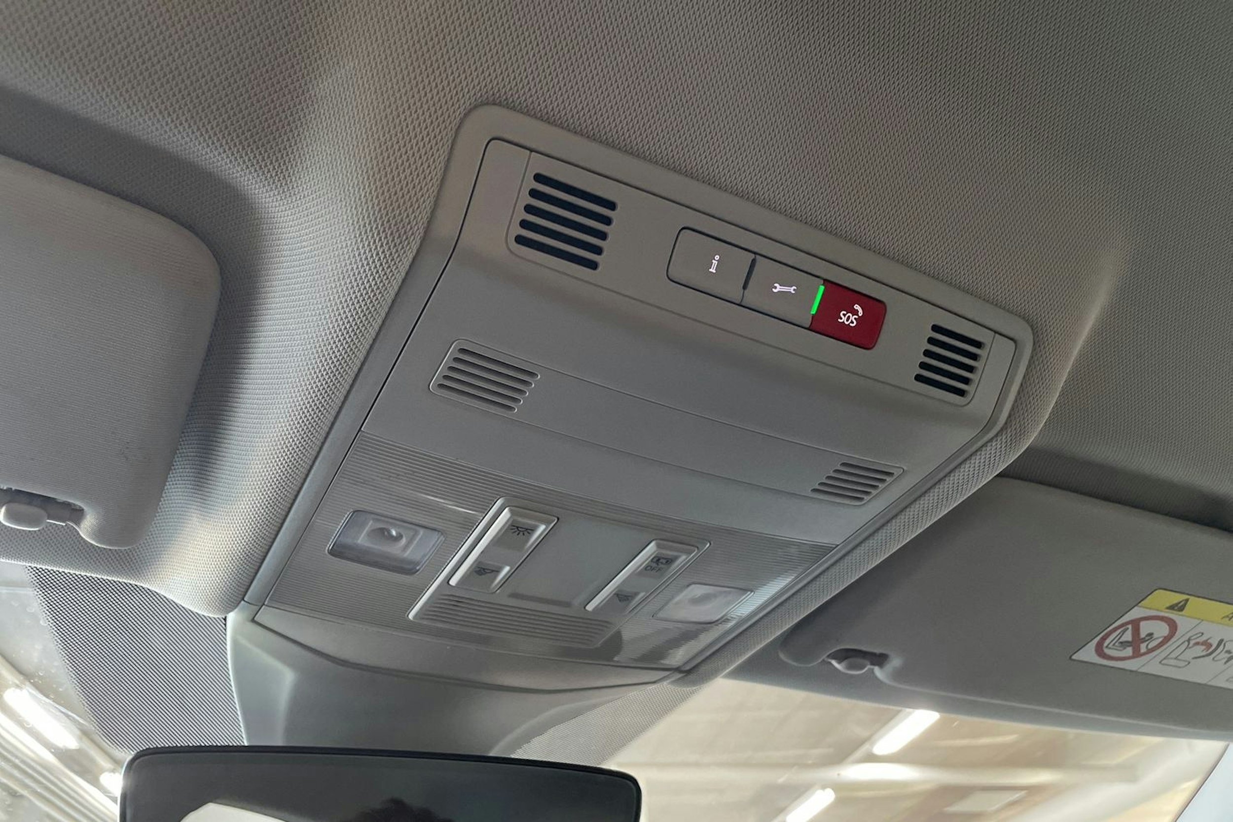 harmaa Volkswagen T-Cross 2022 kuva 29.