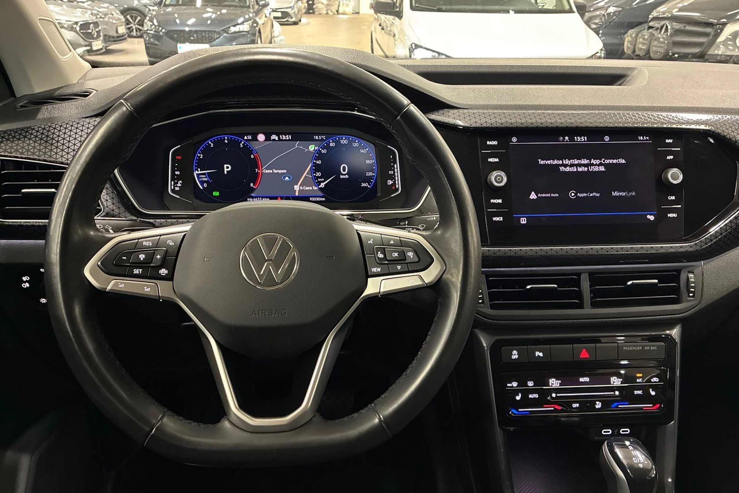 harmaa Volkswagen T-Cross 2022 kuva 11.