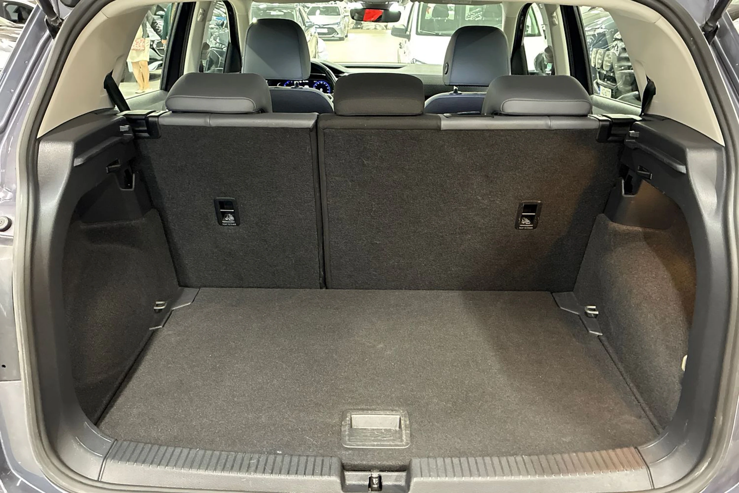 harmaa Volkswagen T-Cross 2022 kuva 22.