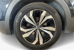 musta Volkswagen T-Cross 2022 kuva 12.