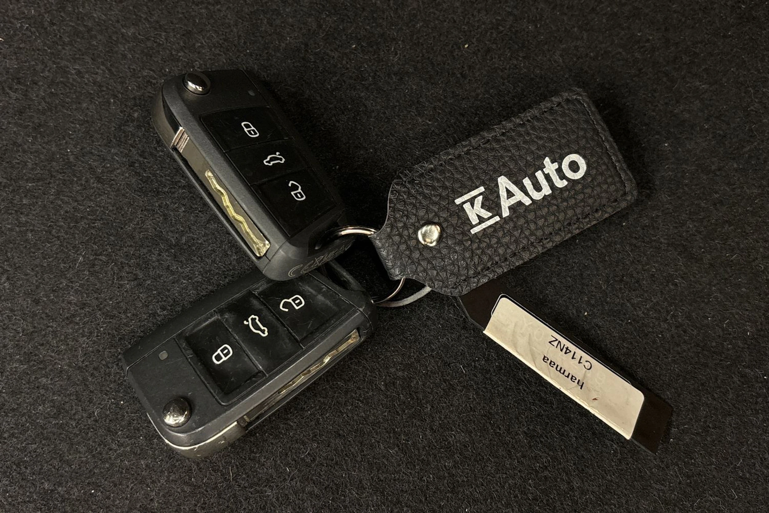 harmaa Volkswagen T-Cross 2022 kuva 22.