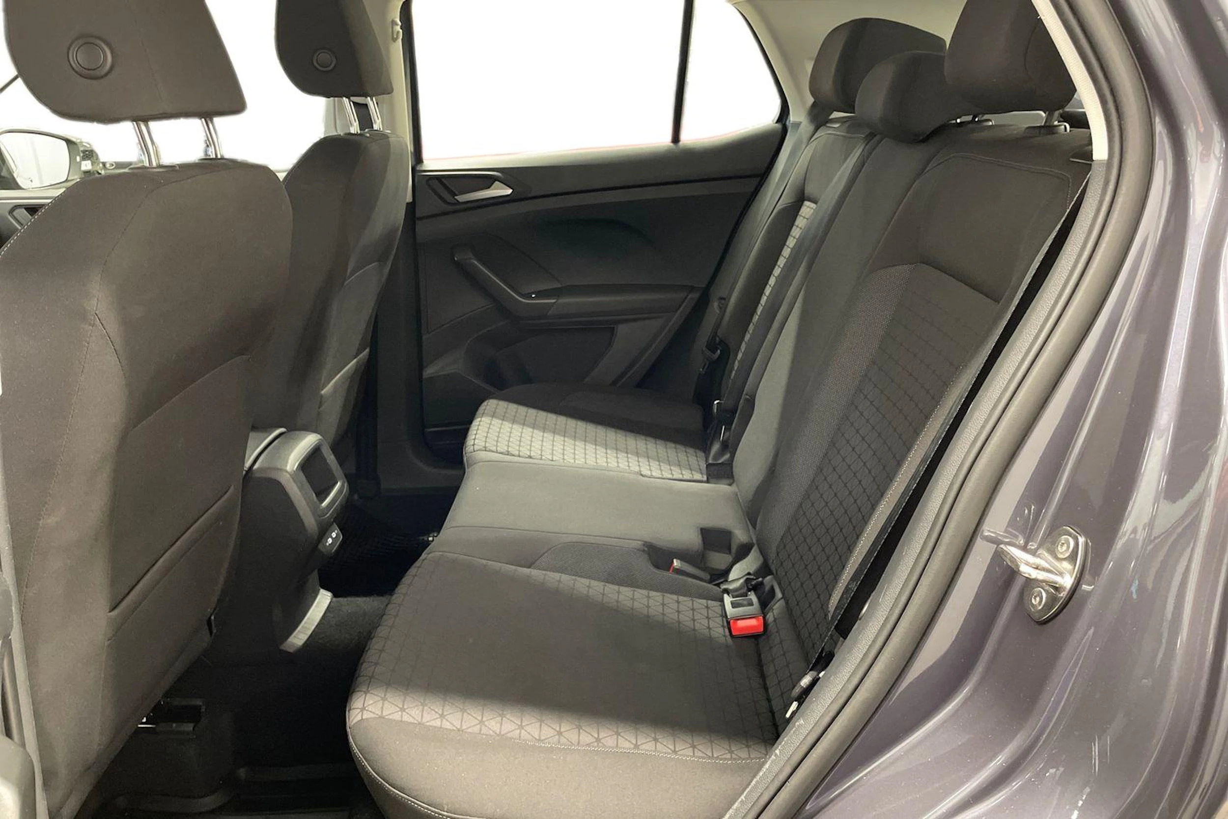 Harmaa Volkswagen T-Cross 2022 kuva 8.