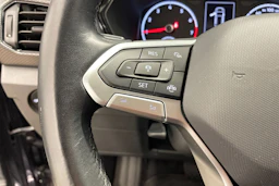 Harmaa Volkswagen T-Cross 2022 kuva 13.