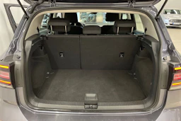 Harmaa Volkswagen T-Cross 2022 kuva 17.