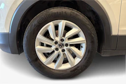 harmaa Volkswagen T-Cross 2023 kuva 9.