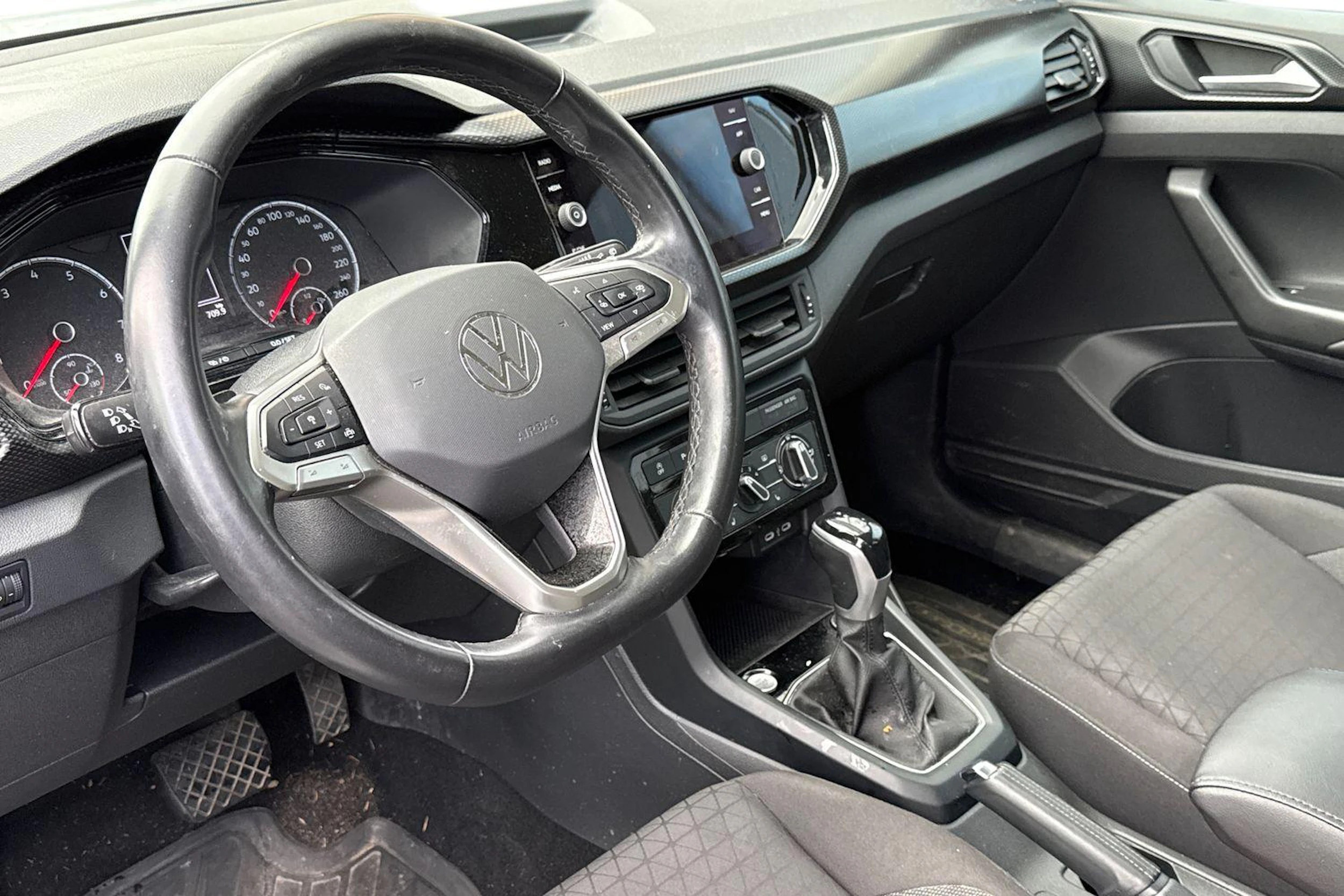 harmaa Volkswagen T-Cross 2023 kuva 3.