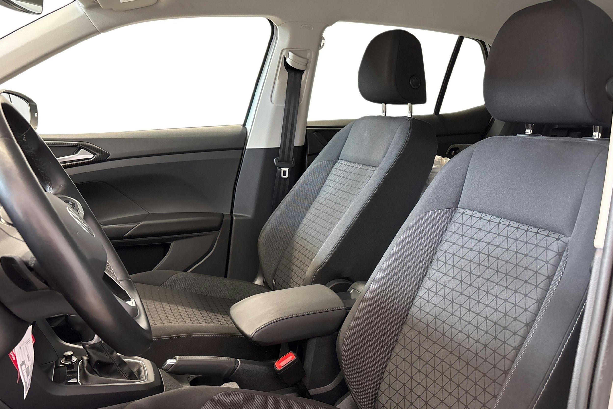 valkoinen Volkswagen T-Cross 2023 kuva 9.