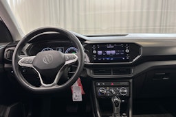 valkoinen Volkswagen T-Cross 2023 kuva 15.