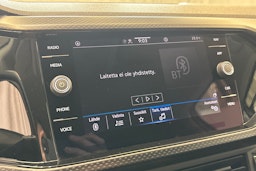 valkoinen Volkswagen T-Cross 2023 kuva 21.