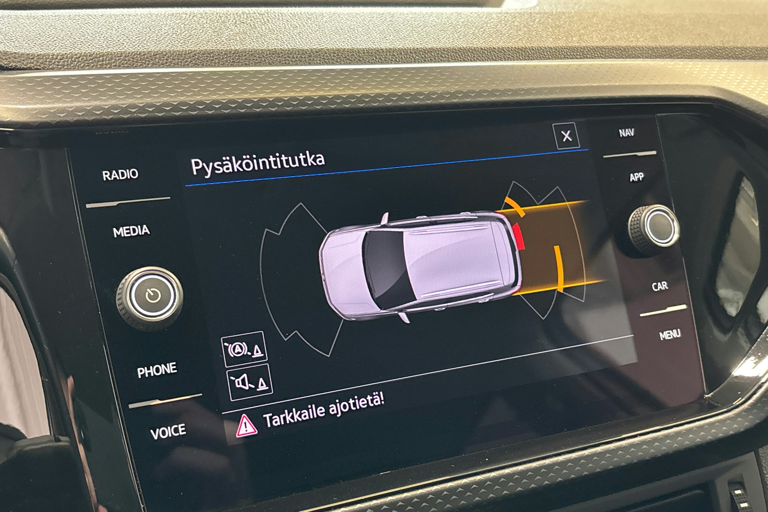 valkoinen Volkswagen T-Cross 2023 kuva 25.