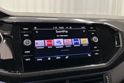 harmaa Volkswagen T-Cross 2023 kuva 17.