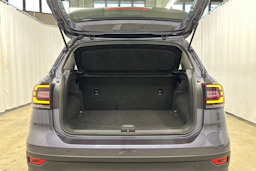 harmaa Volkswagen T-Cross 2023 kuva 23.